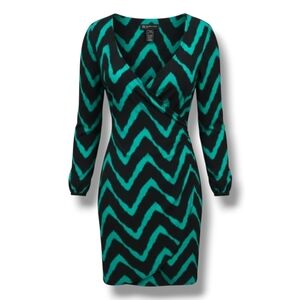 Inc international concepts women's green black chevron long sleeves VNeck dress